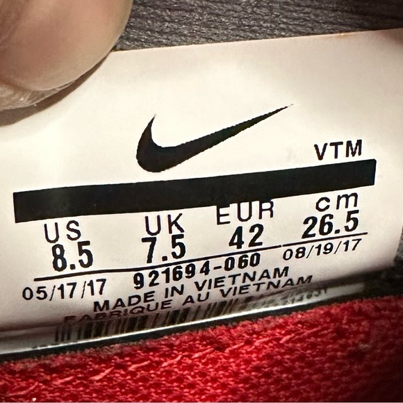 Nike Air Max Sequent 3 Gray Red Men's Running Shoes, Size 8.5 - Picture 9 of 11